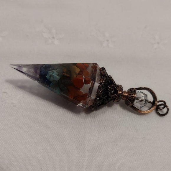 Chakra 7 Stone Chip Crystal Pendulum - Picture 3 of 6